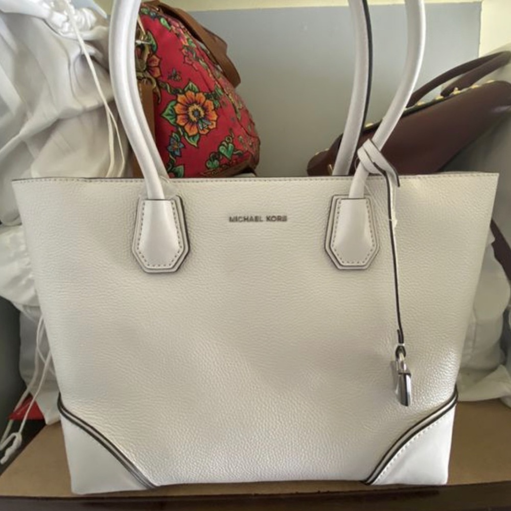 White Large Michal Kors Handbag